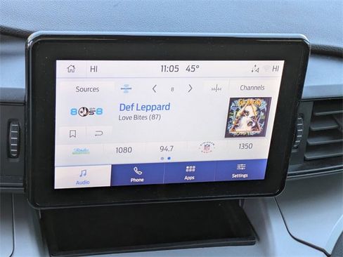 Used 2023 Ford Explorer XLT image 23