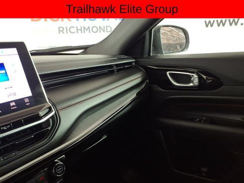 Used 2024 Jeep Compass Trailhawk w/ Trailhawk Elite Group AWD/4WD image 23