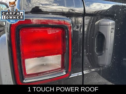 Used 2025 Jeep Wrangler Sport S image 40