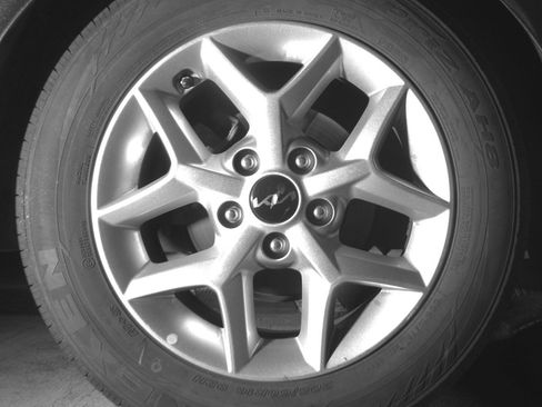 Used 2025 Kia Soul LX w/ LX Technology Package image 22