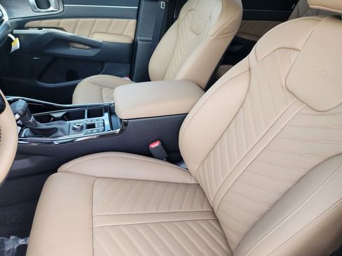 New 2026 Kia Sorento SX Prestige w/ Olive Brown Leather Package image 8