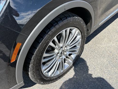 Used 2018 Lincoln MKX Reserve w/ Cargo Utility Package AWD/4WD image 15