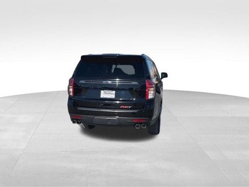 Used 2022 Chevrolet Suburban RST w/ Sport Performance Package AWD/4WD image 10