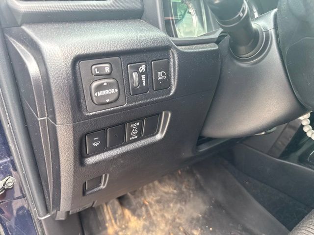 Used 2021 Toyota 4Runner TRD Off-Road AWD/4WD image 34