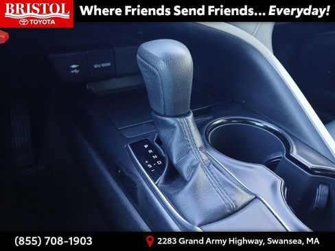Used 2019 Toyota Camry LE image 22