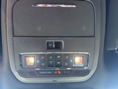 Used 2021 Ford F150 Platinum w/ Equipment Group 701A High image 16