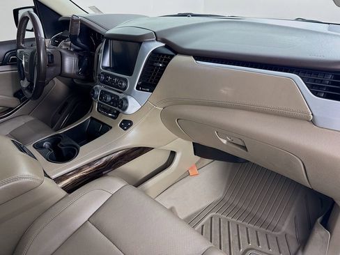 Used 2020 GMC Yukon XL SLT w/ Open Road Package AWD/4WD image 33