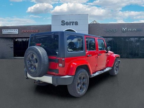 Used 2013 Jeep Wrangler Unlimited Sahara w/ Connectivity Group AWD/4WD image 6
