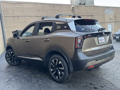 New 2026 Nissan Kicks SV w/ Cold Weather Package image 18