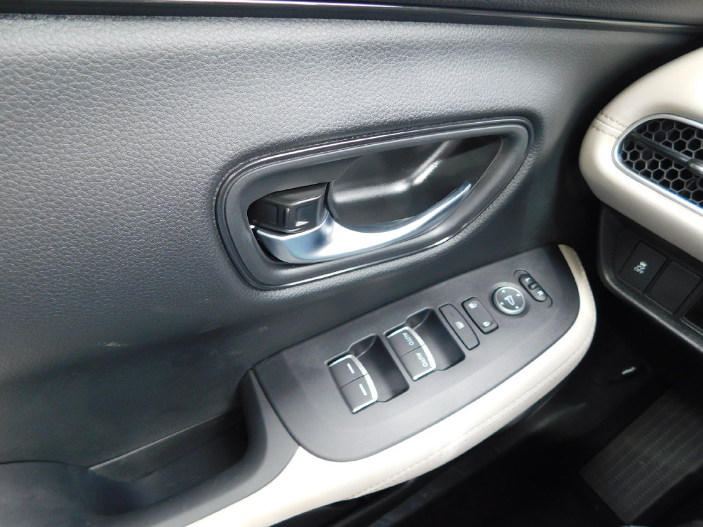 New 2027 Honda HR-V EX-L image 27
