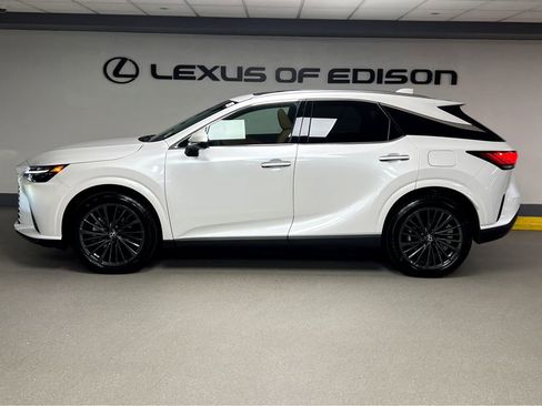 Certified 2025 Lexus RX 350h AWD/4WD image 4