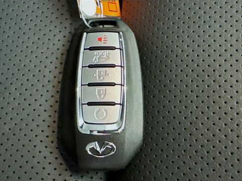 Used 2023 INFINITI QX50 Sport image 37