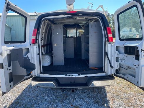 Used 2014 Chevrolet Express 2500 2500 Cargo image 13