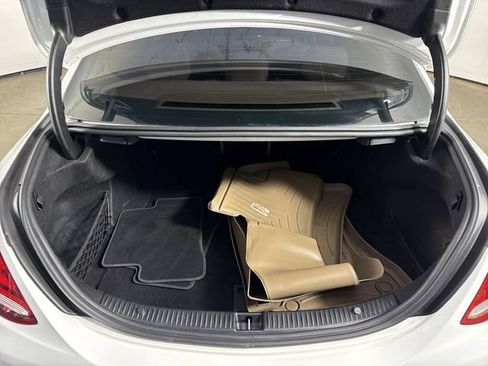 Used 2018 Mercedes-Benz C 300 Sedan image 32