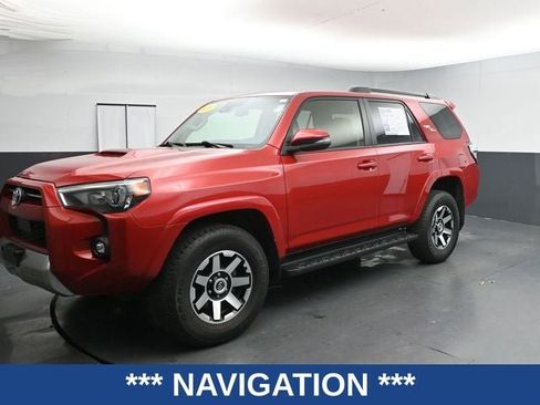 Used 2024 Toyota 4Runner TRD Off-Road Premium AWD/4WD image 5