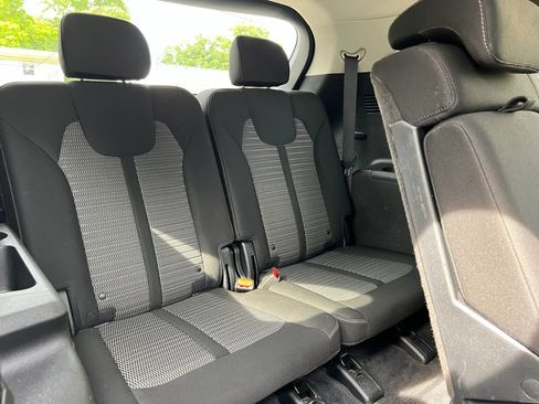 Used 2021 Kia Sorento LX FWD image 16
