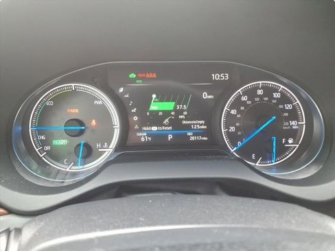 Used 2024 Toyota Venza image 21