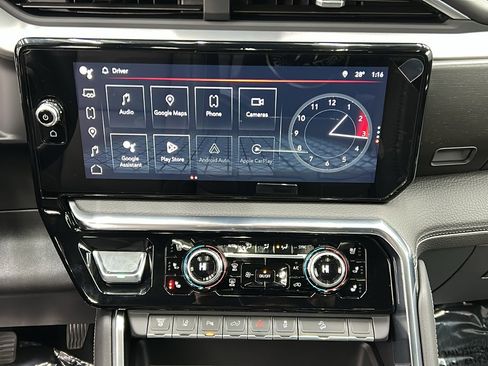 Used 2025 GMC Sierra 3500 Denali w/ Denali Reserve Package image 22