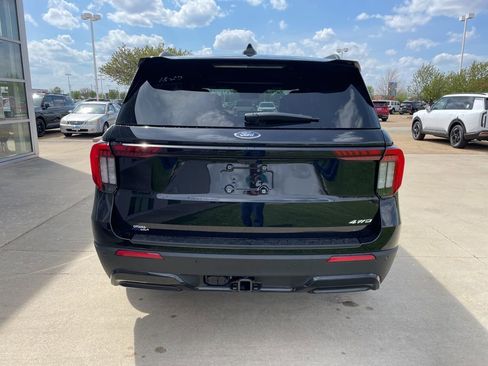 New 2026 Ford Explorer ST-Line AWD/4WD image 6