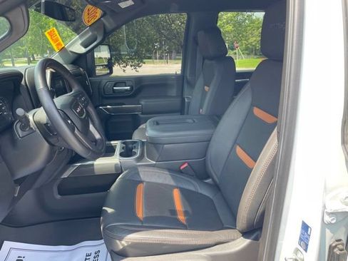 Used 2022 GMC Sierra 2500 AT4 AWD/4WD image 13