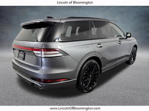Used 2025 Lincoln Aviator Reserve w/ Jet Appearance Package AWD/4WD image 7