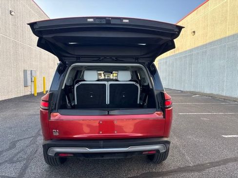 Used 2025 Rivian R1S Adventure Dual AWD/4WD image 30