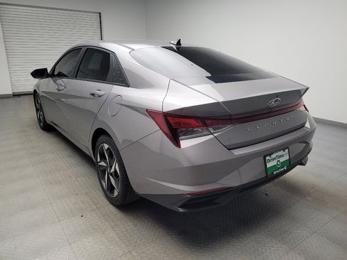 Used 2023 Hyundai Elantra SEL w/ Convenience Package FWD image 5