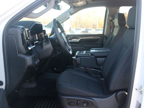 New 2025 Chevrolet Silverado 2500 LT w/ Z71 Chrome Sport Edition image 28