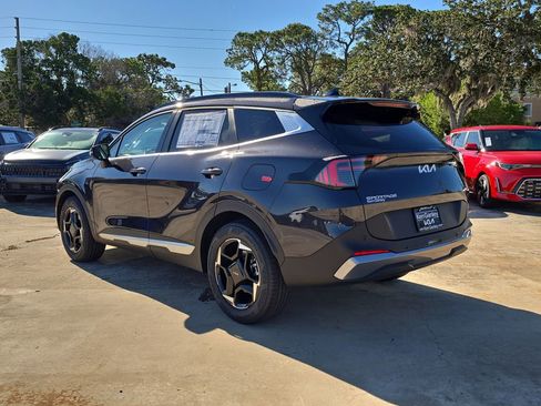 New 2026 Kia Sportage EX w/ EX Panorama Roof Package image 6