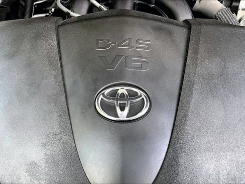Used 2019 Toyota Highlander XLE AWD/4WD image 30