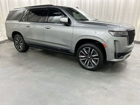 Certified 2024 Cadillac Escalade ESV Sport Platinum w/ Heavy-Duty Trailer Package image 1