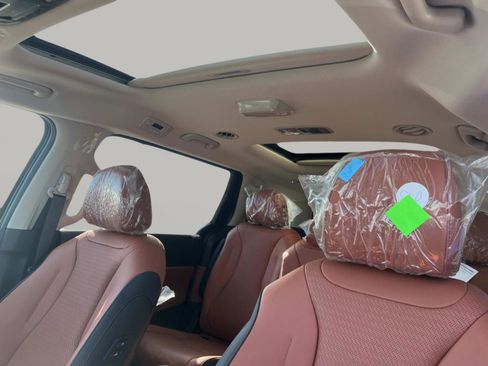 New 2026 Kia Carnival SX Prestige image 30