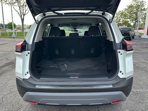 Certified 2023 Nissan Rogue SV AWD/4WD image 16