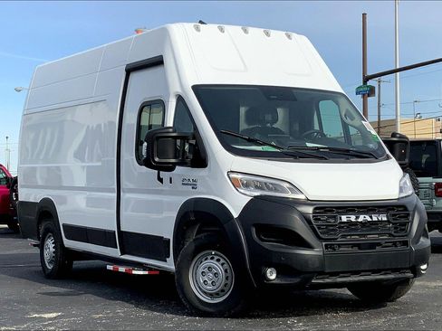 New 2024 RAM ProMaster 3500 w/ Delivery Van Package image 2