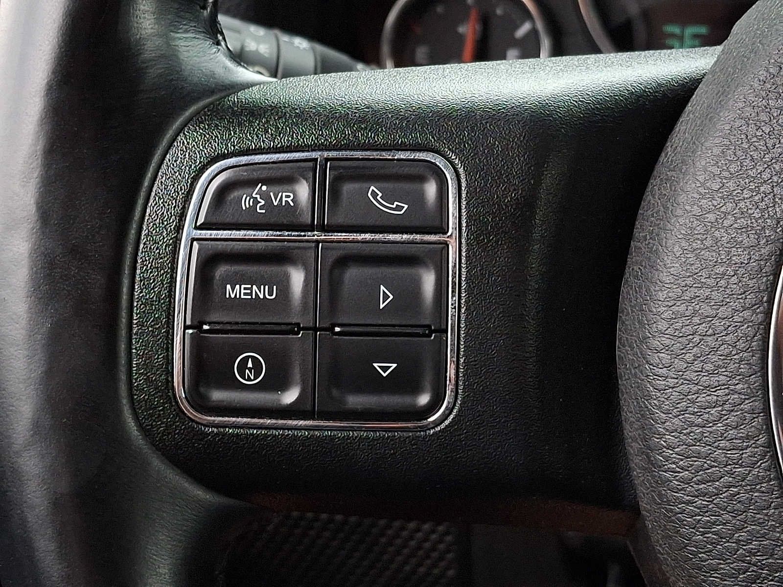 Used 2015 Jeep Wrangler Sport AWD/4WD image 19