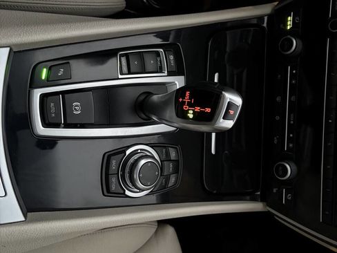 Used 2012 BMW 535i Gran Turismo image 30