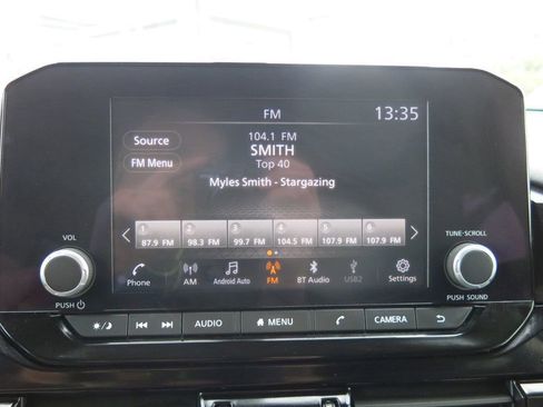 Used 2024 Nissan Pathfinder SV w/ Cargo Package image 28