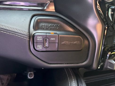 Used 2023 RAM 3500 Limited AWD/4WD image 14