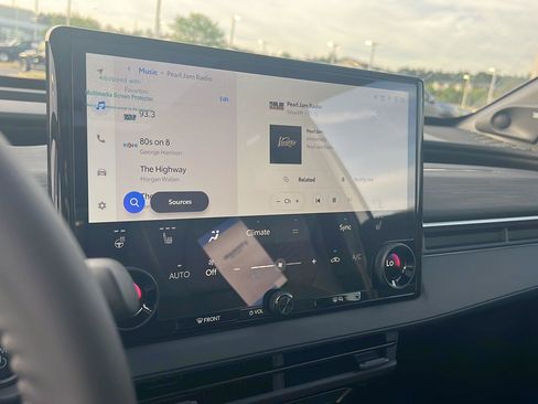 New 2026 Toyota C-HR image 24