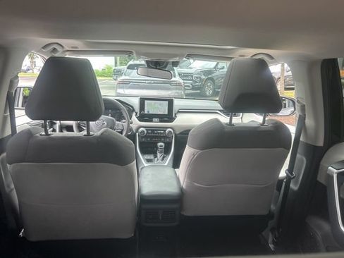 Used 2025 Toyota RAV4 XLE w/ Convenience Package AWD/4WD image 19