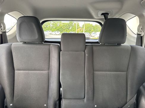 Used 2017 Toyota RAV4 LE FWD image 18