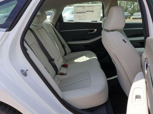 New 2026 Hyundai Sonata SEL FWD image 10