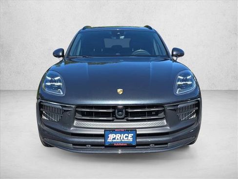 Used 2023 Porsche Macan GTS AWD/4WD image 2