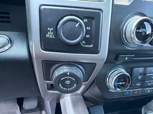 Used 2018 Ford F150 Lariat w/ Equipment Group 502A Luxury AWD/4WD image 10
