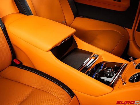 Used 2025 Rolls-Royce Spectre AWD/4WD image 38