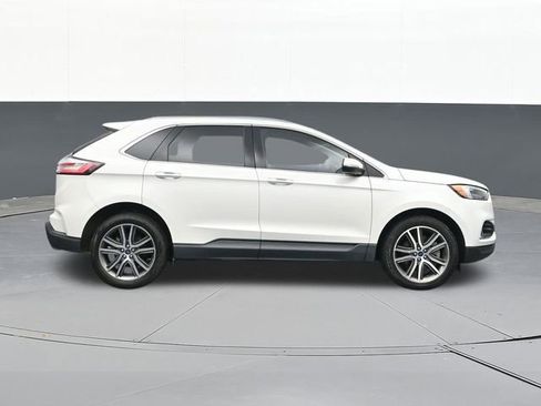 Used 2021 Ford Edge Titanium image 18