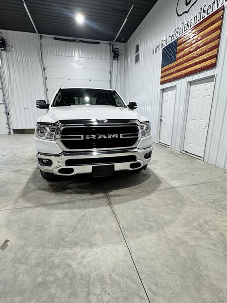 Used 2020 RAM 1500 Big Horn AWD/4WD image 3