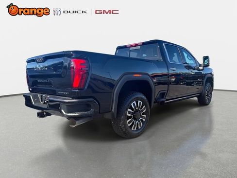 New 2026 GMC Sierra 2500 Denali Ultimate AWD/4WD image 3
