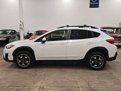 Used 2019 Subaru Crosstrek 2.0i Premium image 2