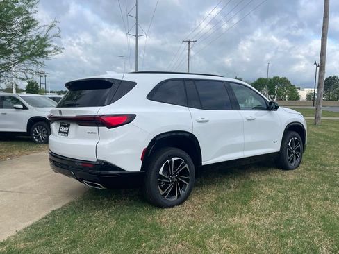 New 2026 Buick Enclave Sport Touring w/ Power Package FWD image 8